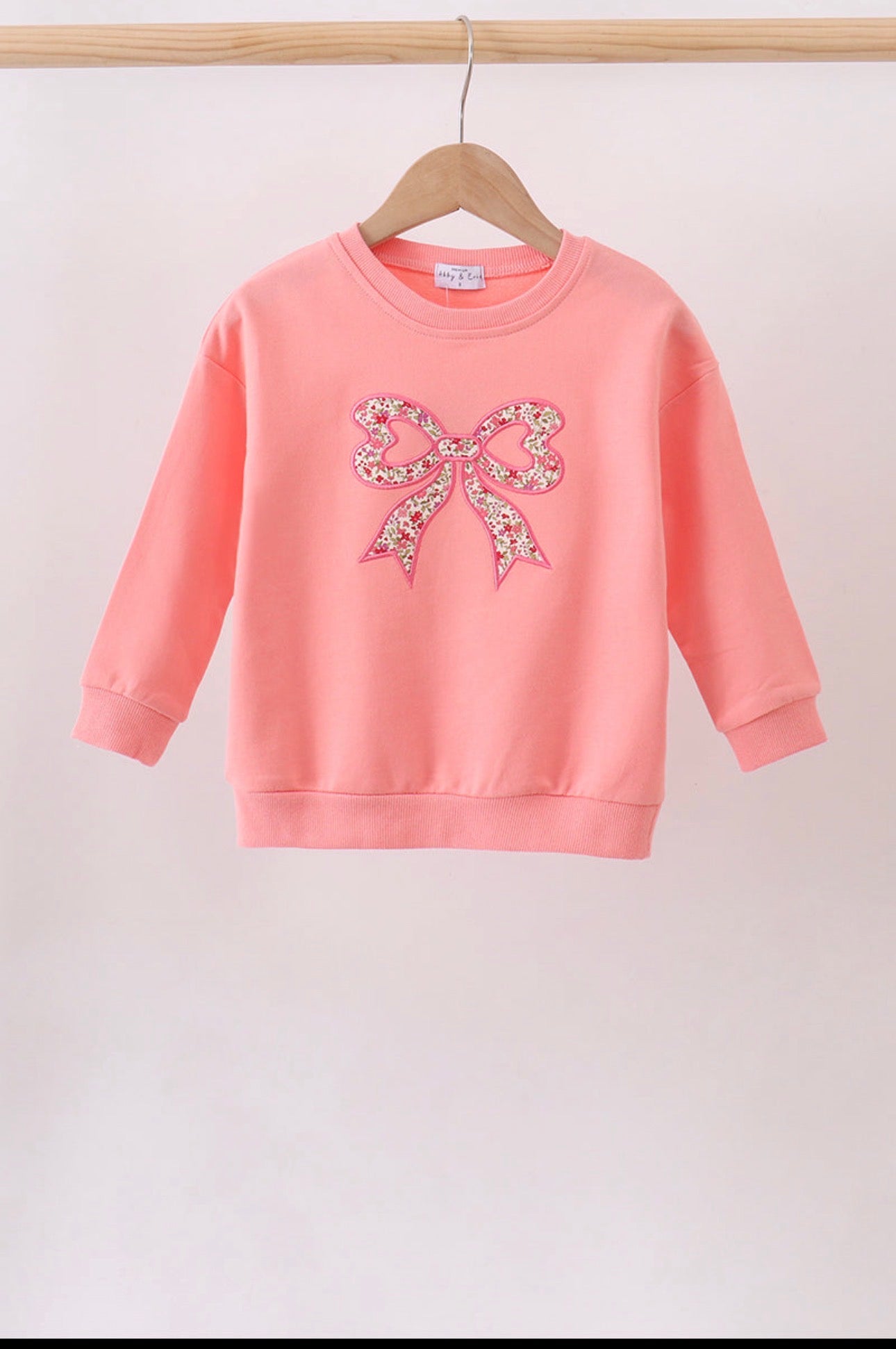 Bow Appliqué Sweatshirt