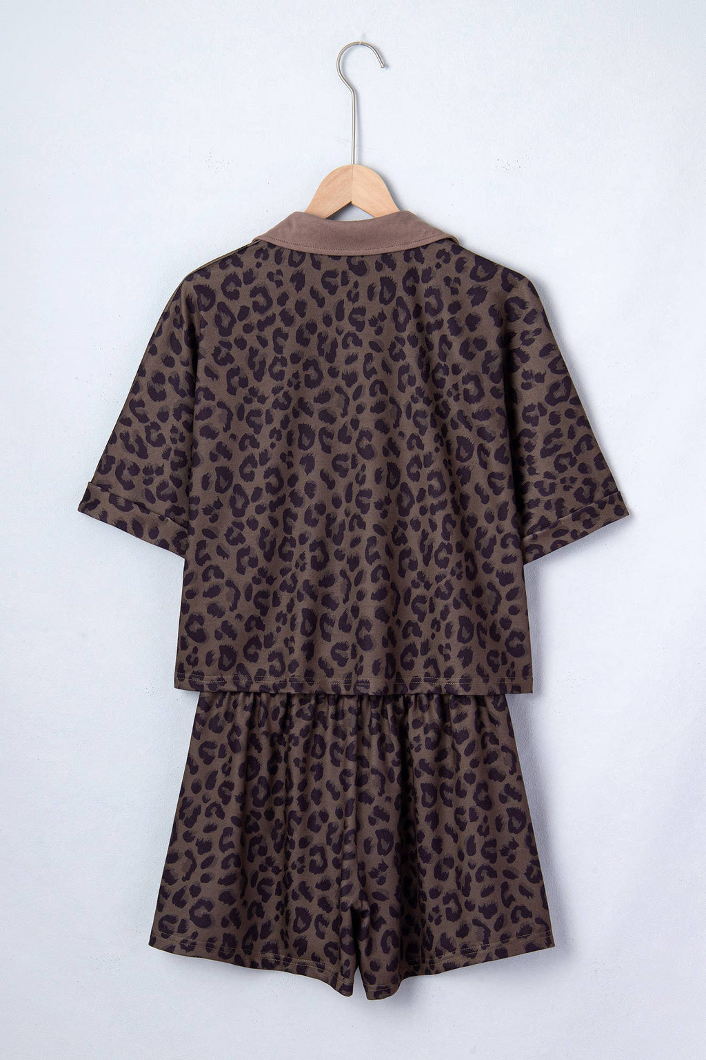V Neck Collar Leopard Print Top and Shorts 2pcs Set (S-4X)