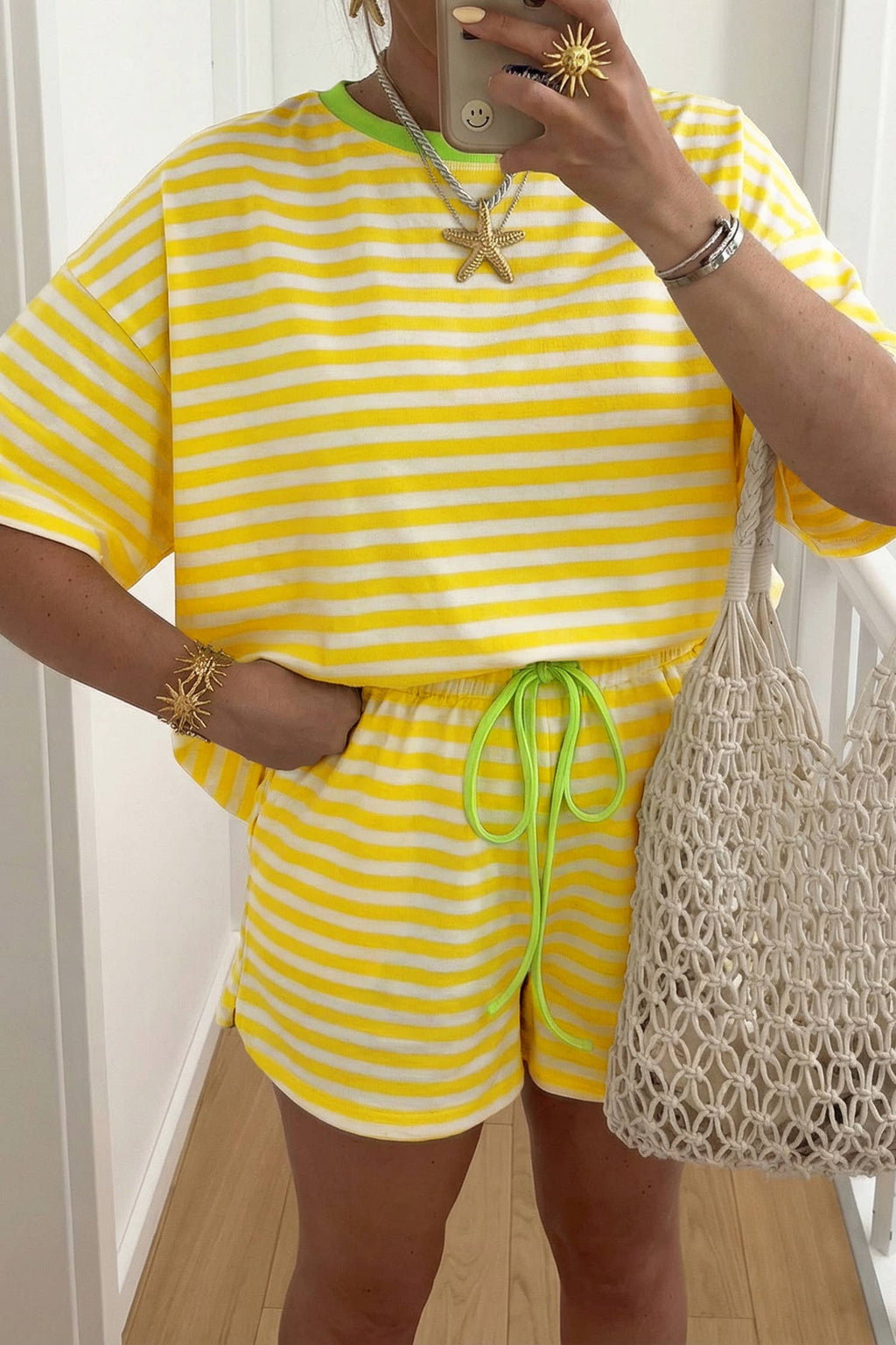 Stripe Contrast Crew Neck Drop Shoulder Loose Tee (S-4X)