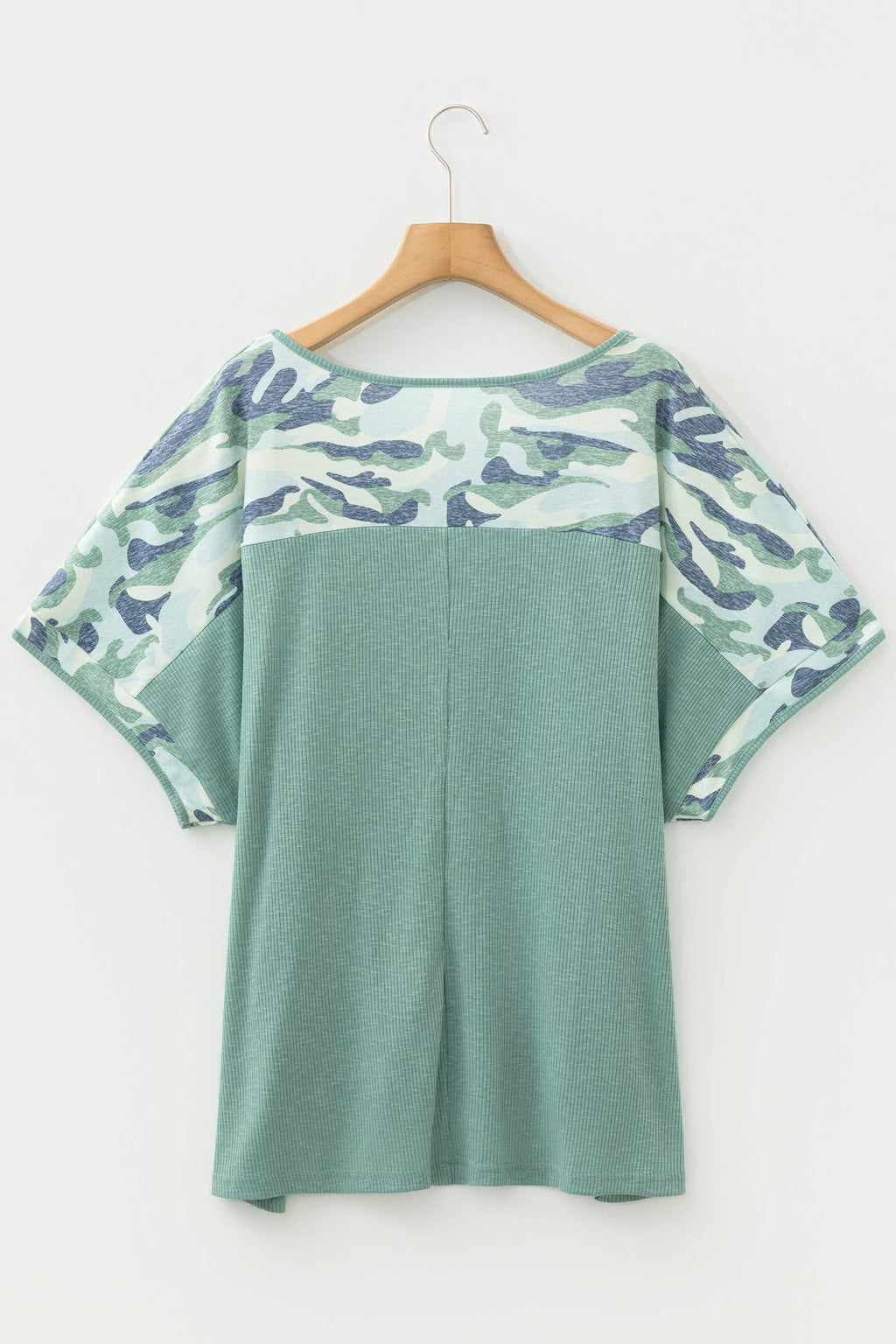 Ribbed Camouflage Patchwork Plus Size V Neck Tee