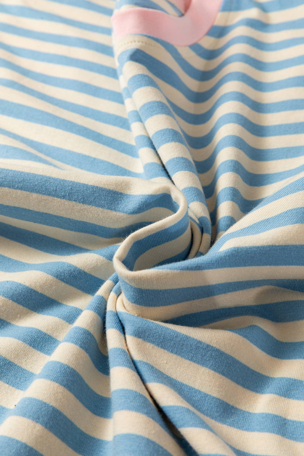 Stripe Contrast Crew Neck Drop Shoulder Loose Tee (S-4X)