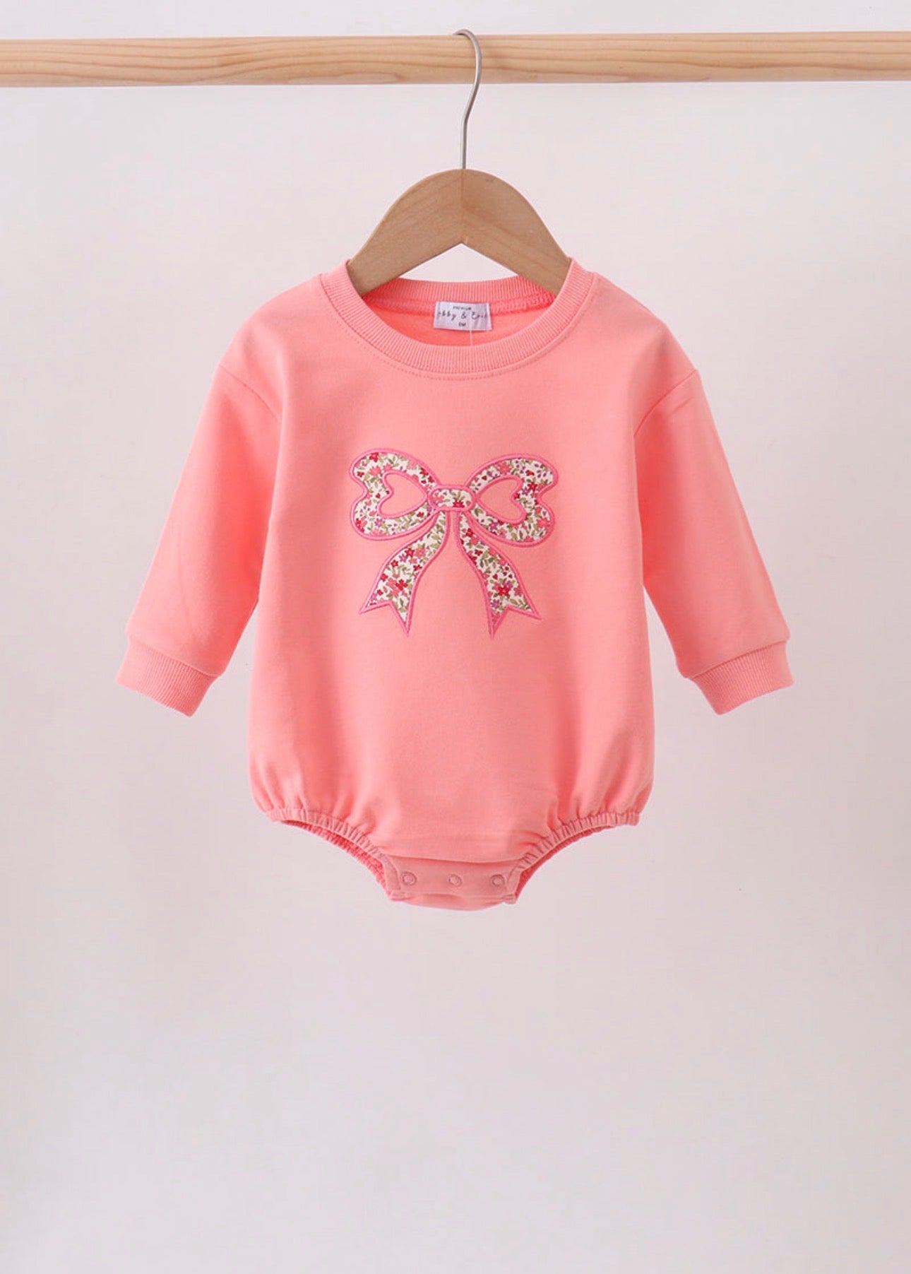 Bow Appliqué Bubble