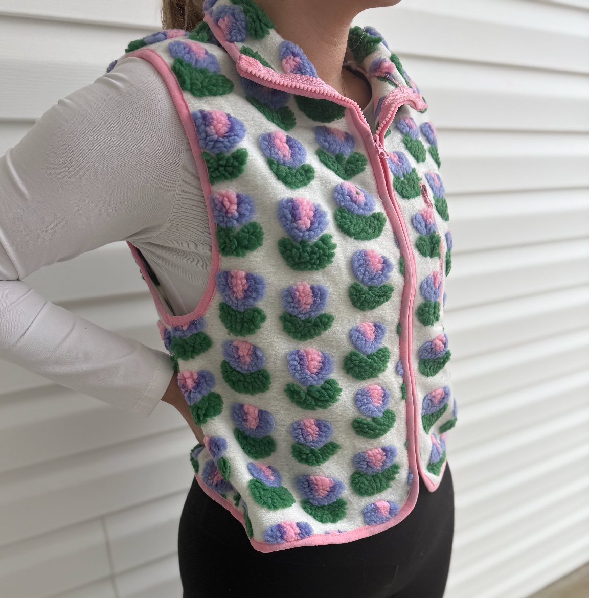 Women’s Textured Tulip Vest