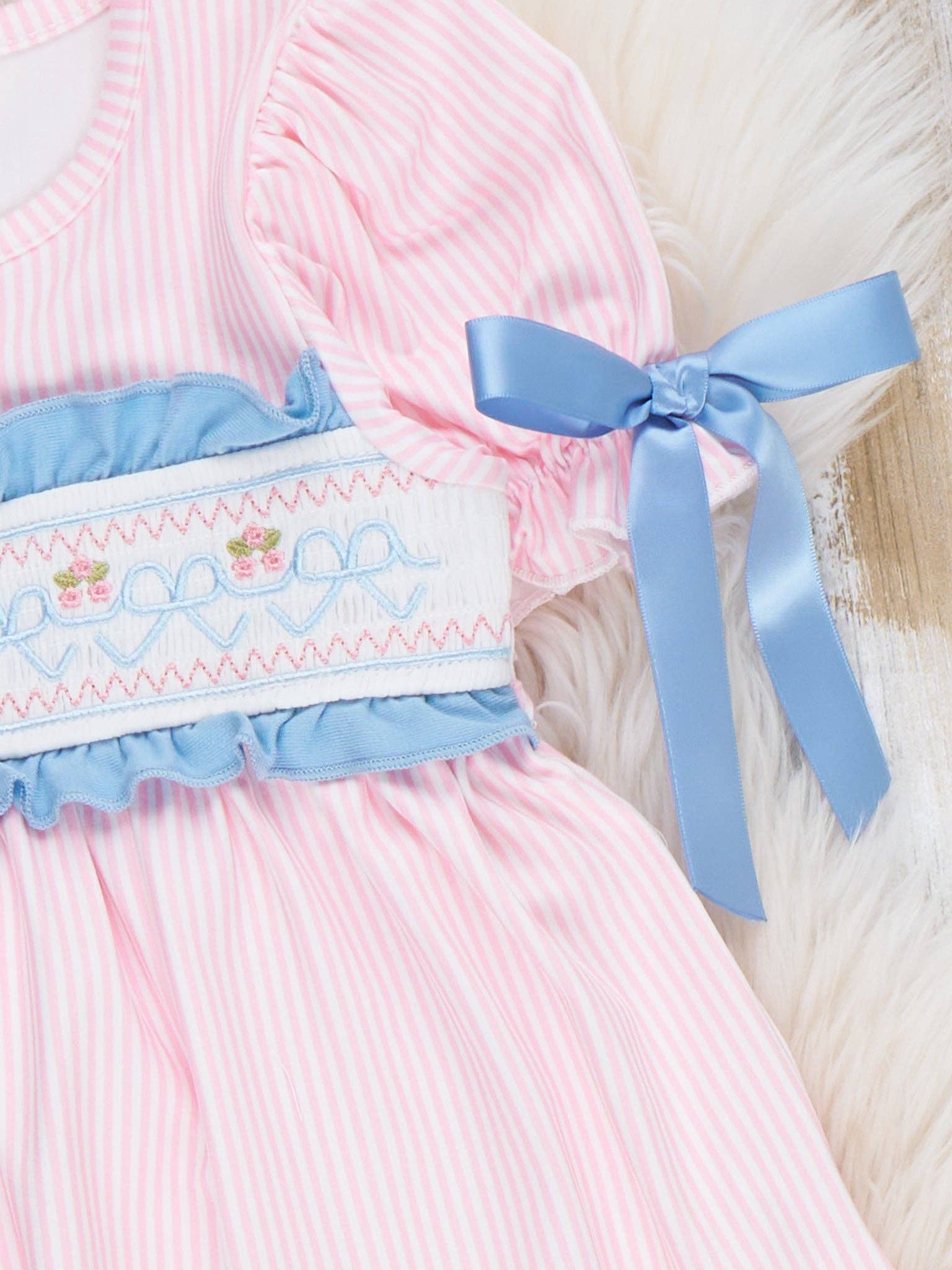 Dainty Bow Smocked Bell Bottom Outfit