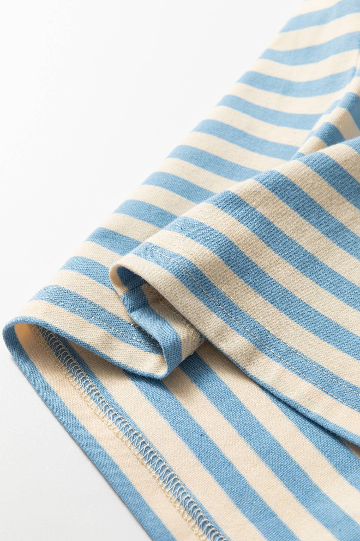 Stripe Contrast Crew Neck Drop Shoulder Loose Tee (S-4X)