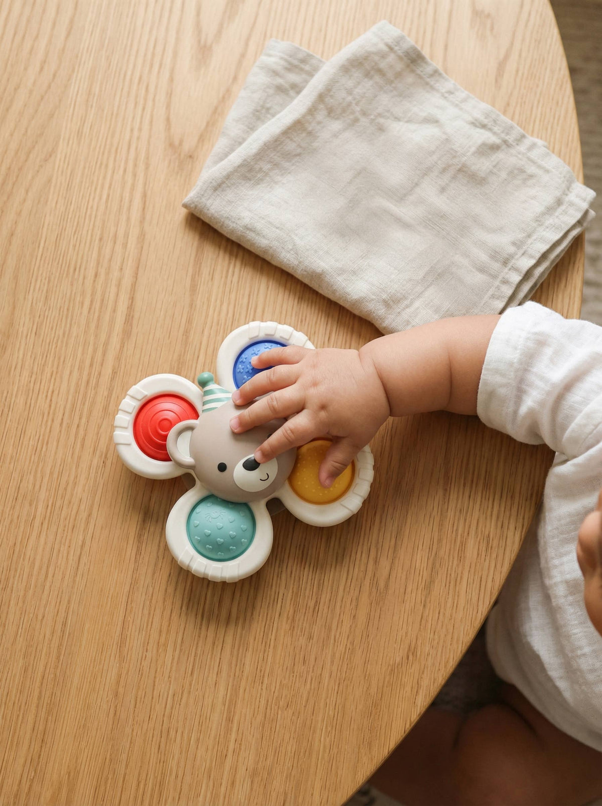 *NEW* Itzy Pop & Whirl™ Circus -Bath, Travel, & Mealtime Toy